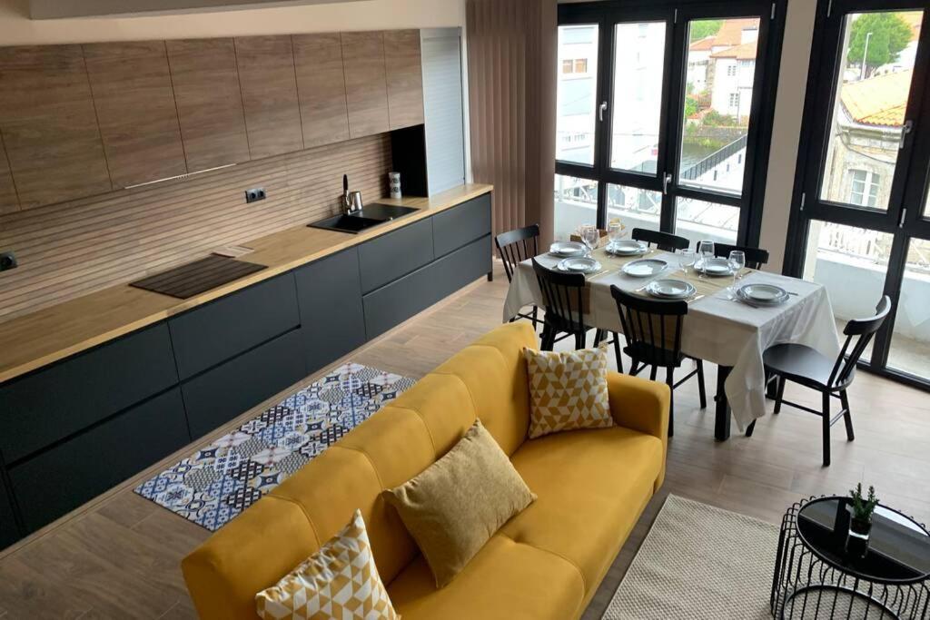 Duplex Con Terraza Villa Ponte Do Porto Exterior photo